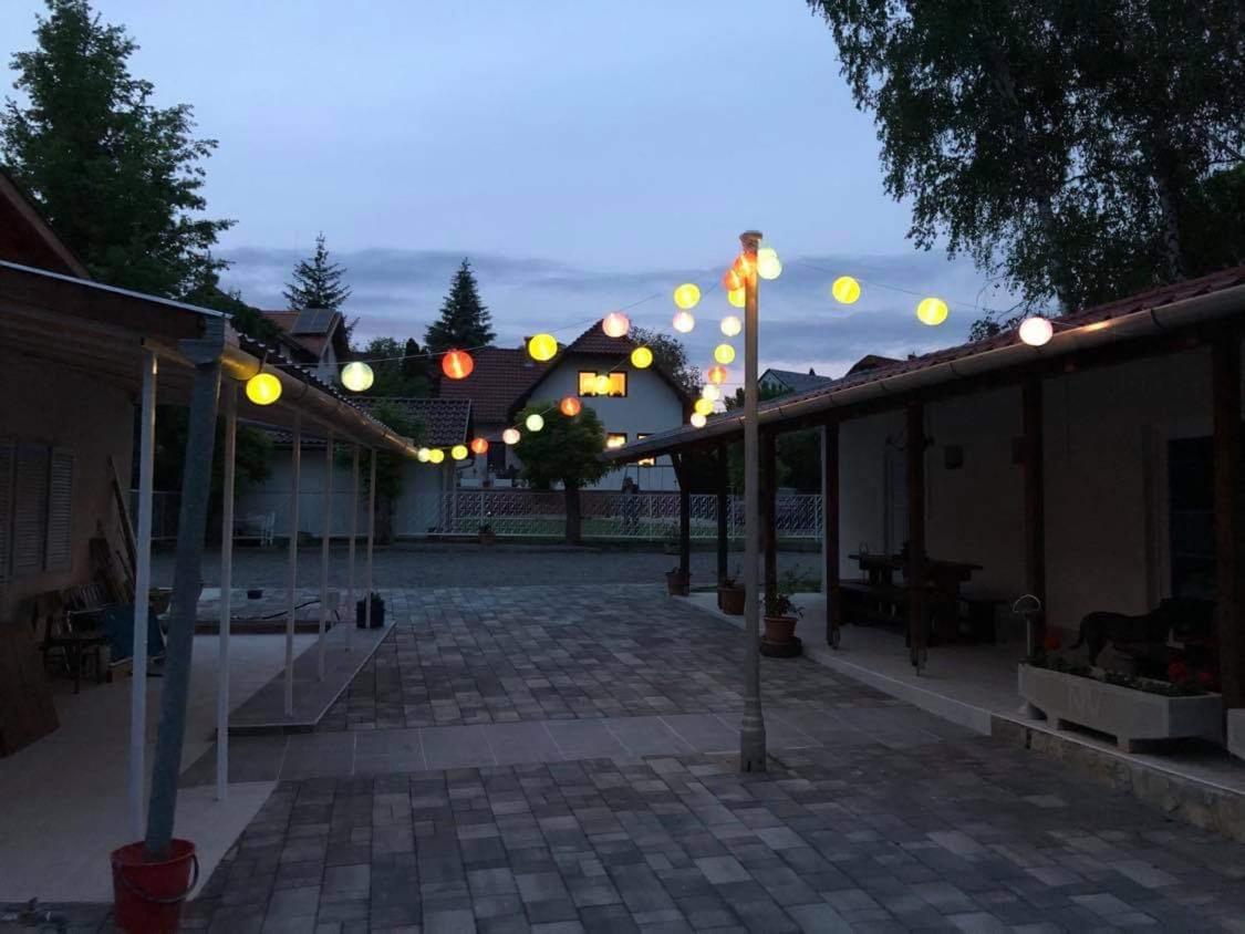 Klara Apartmanház Orfű Exterior foto