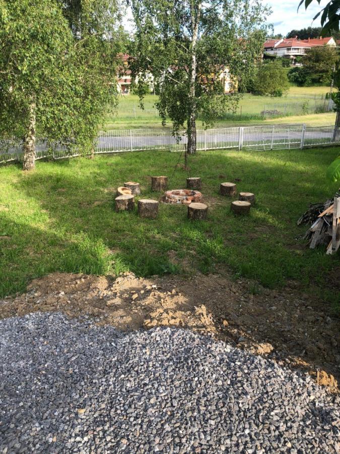 Klara Apartmanház Orfű Exterior foto
