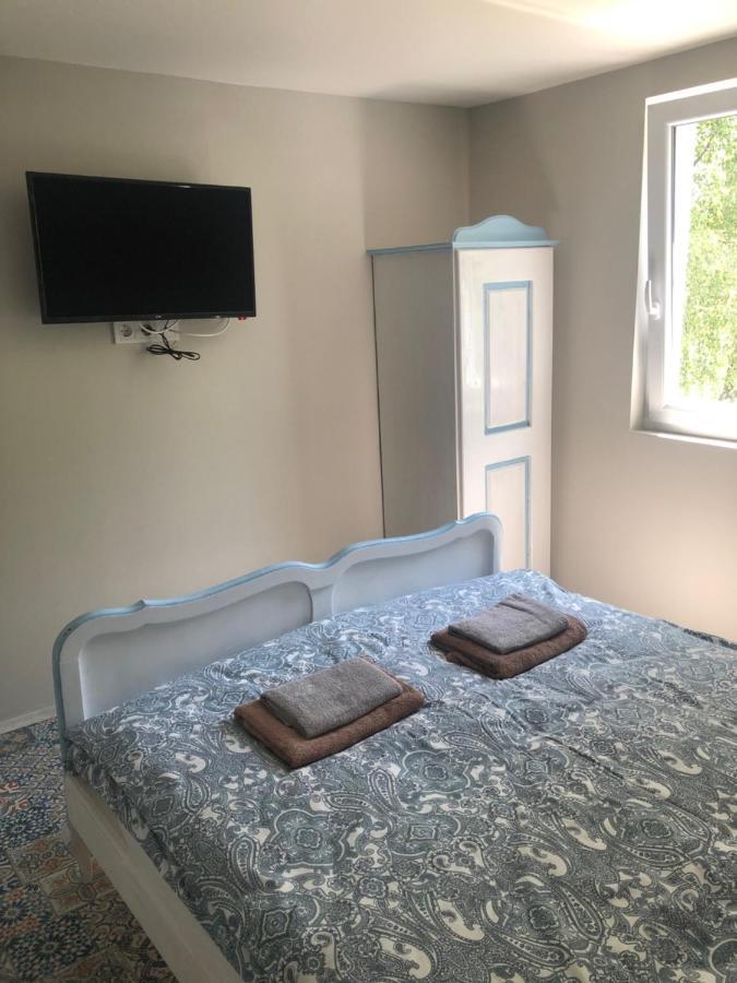 Klara Apartmanház Orfű Exterior foto