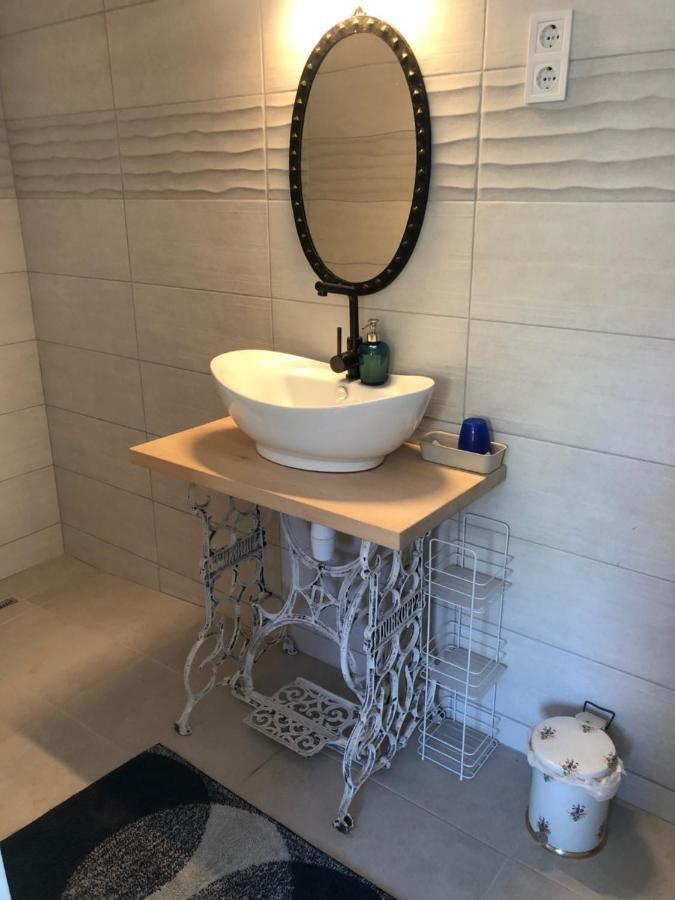 Klara Apartmanház Orfű Exterior foto