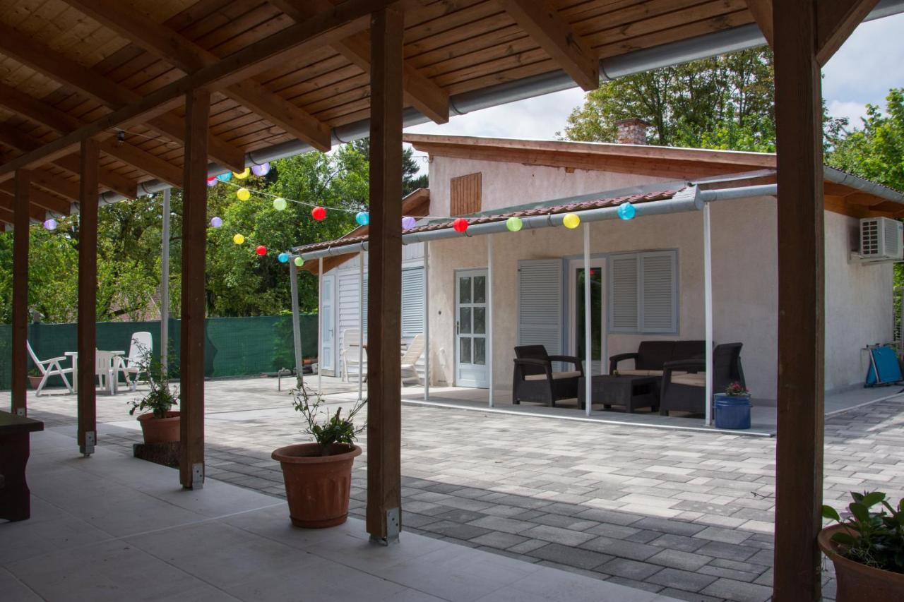 Klara Apartmanház Orfű Exterior foto